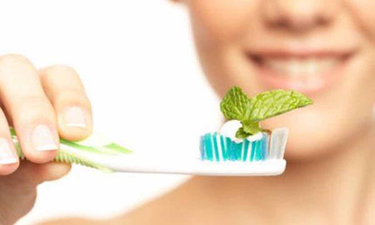 Ağız Kokusunu Önemseyin