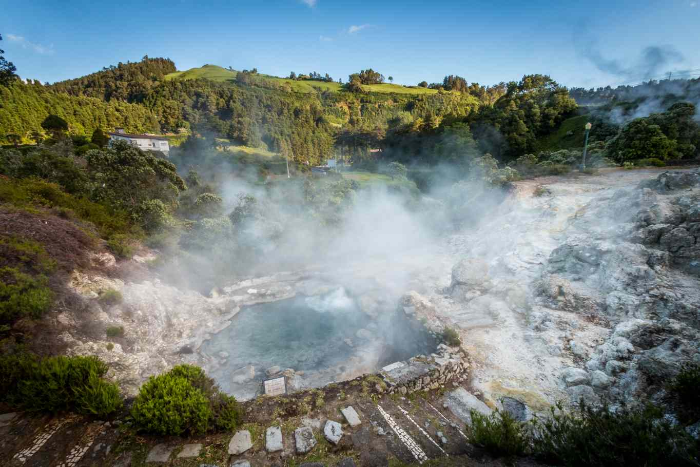 Kaplıca ve İçmeler