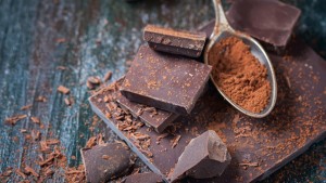 Bitter Çikolata Tansiyona Faydalı!