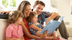 Çocuk Ne Yaşıyorsa Onu Öğrenir