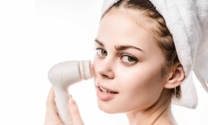 Uzun Süre Aynı Kozmetikleri Kullanmayın