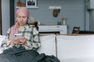 Kanser Hastaları Neden Saçlarını Kazıtır?